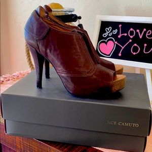 Vince Camuto